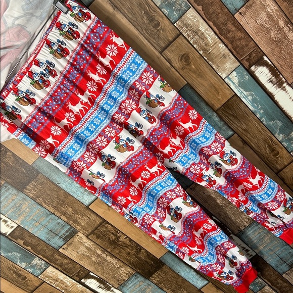 PatPat Red and White Smurfs Graphic Top - Picture 8 of 10